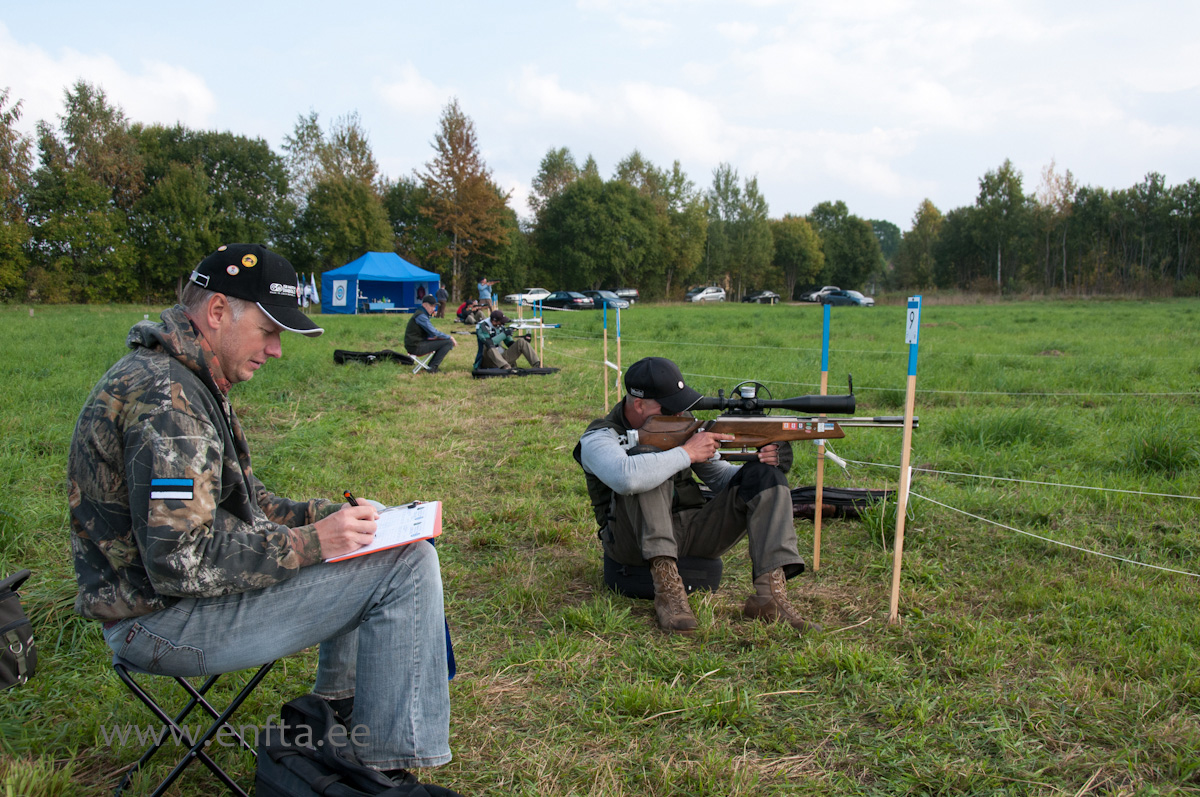 Meelis Kurvits, Weihrauch HW 97 K, Hawke SideWinder 8-32x56